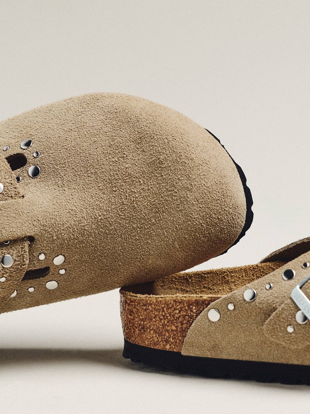NWT BIRKENSTOCK RIVET CLOGS - Picture 3 of 8